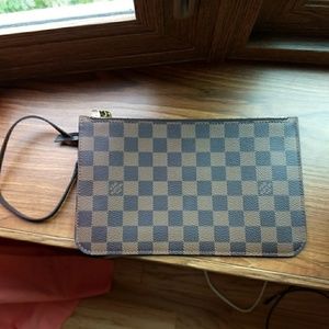Neverfull GM Damier Ebene Pouch Wristlet Pochette